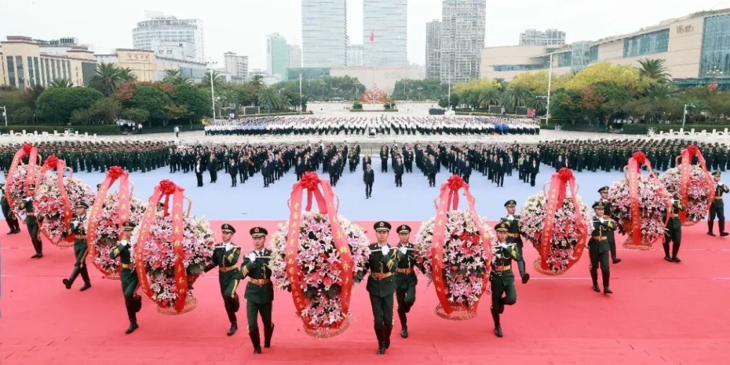 江西省举行烈士纪念日向人民英雄敬献花篮仪式 尹弘宋福龙陈永奇参加