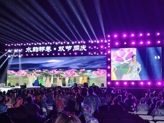 T台走秀.jpg