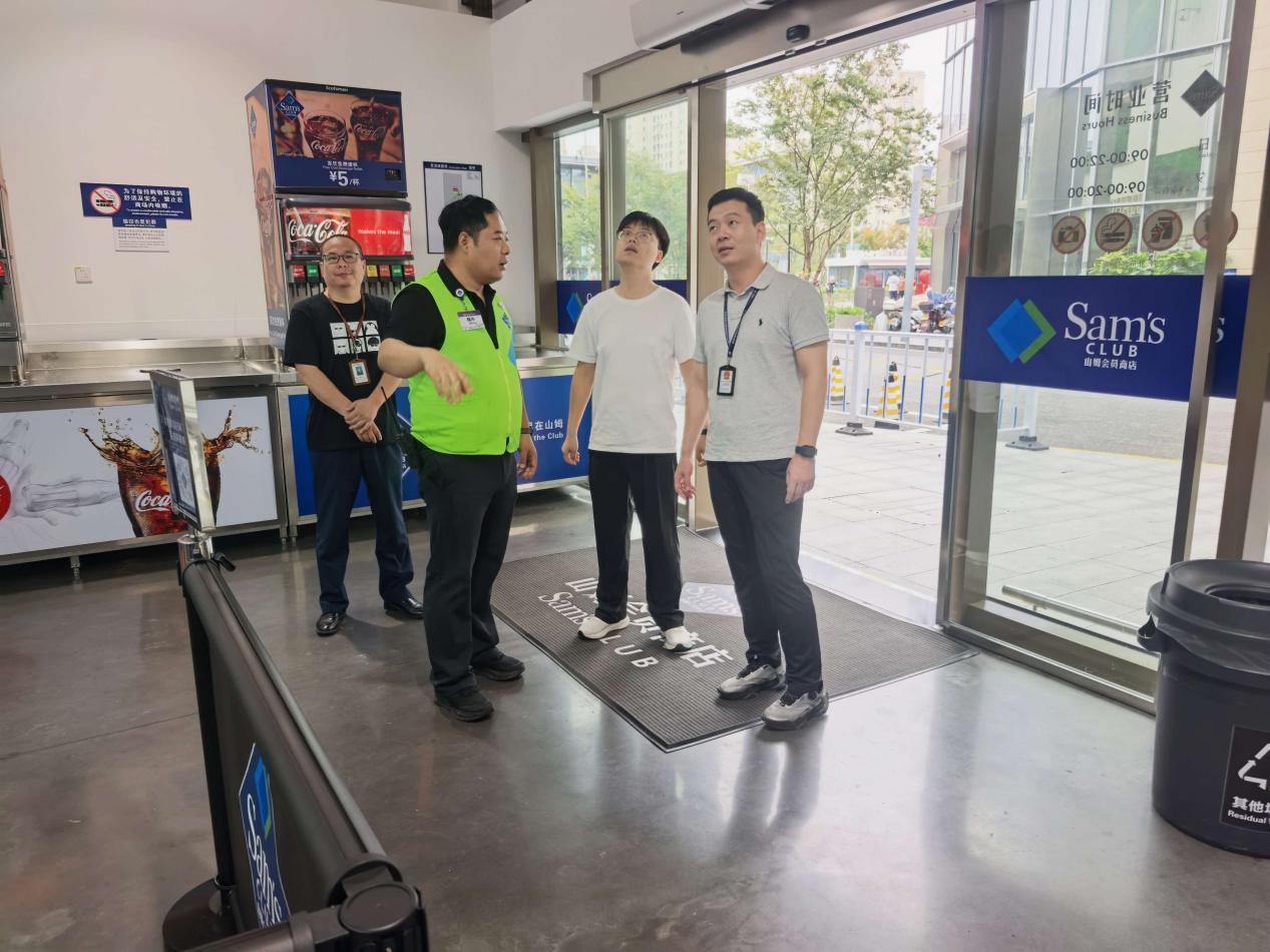 节前“一堂课” 护航国庆商圈消费市场平稳有序