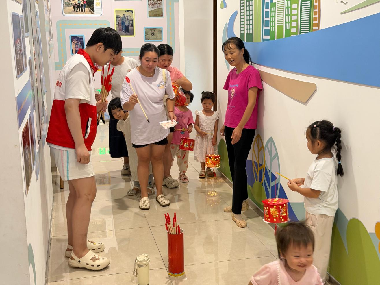 情暖中秋,致敬志愿,铁岗社区开展志愿者中秋趣味打卡活动