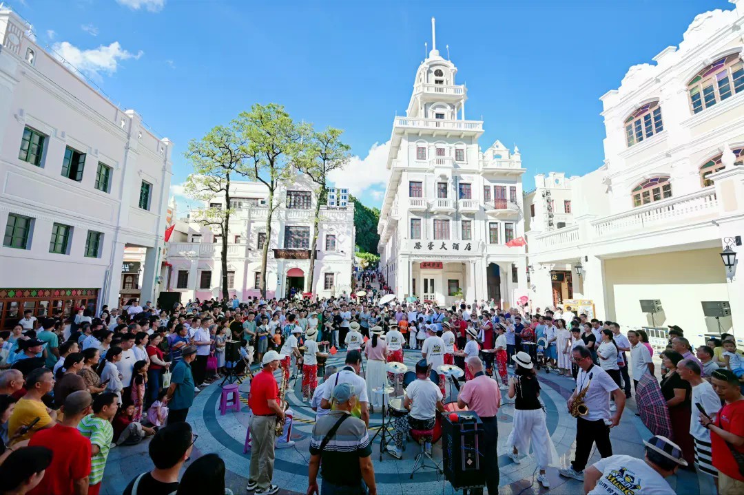 中秋假期中山人气旺盛 首日迎客超29万