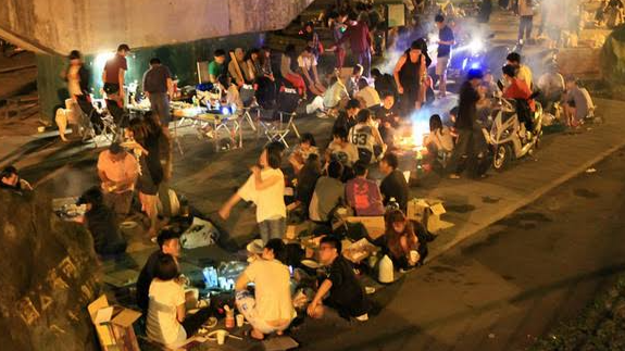 “去中国化”去魔怔了？青鸟竟将中秋改叫“台秋”