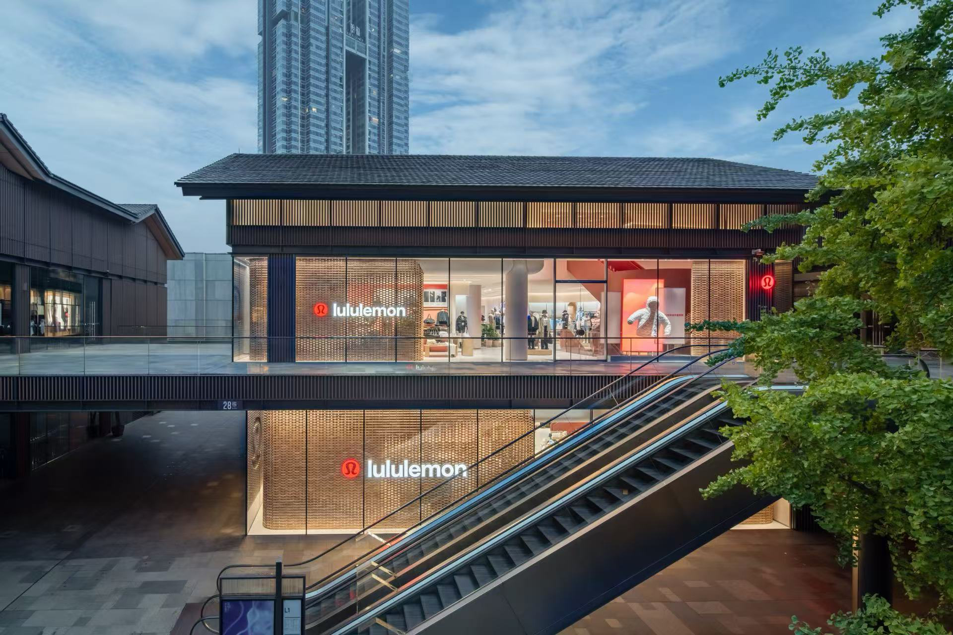 lululemon全新推出Featherweight™ 等2026秋冬外套系列
