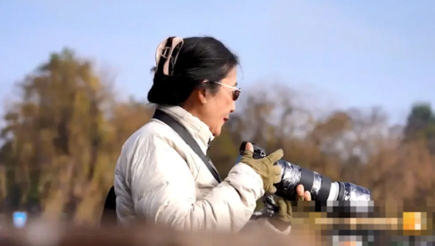 女子退休前查出癌症，花光积蓄出门旅游，回来一查肿瘤竟然变小了