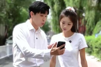 【Byebye眼镜君 —— 睛彩无限】 告别镜片束缚，释放睛彩 哈尔滨爱尔眼科医院20年