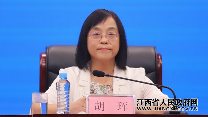 省委老干部局副局长胡珲