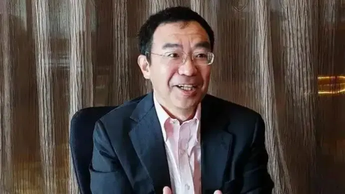 何帆拆解AI焦虑：技术革命不会只发一班车，守住自身赛道静待技术落地即可