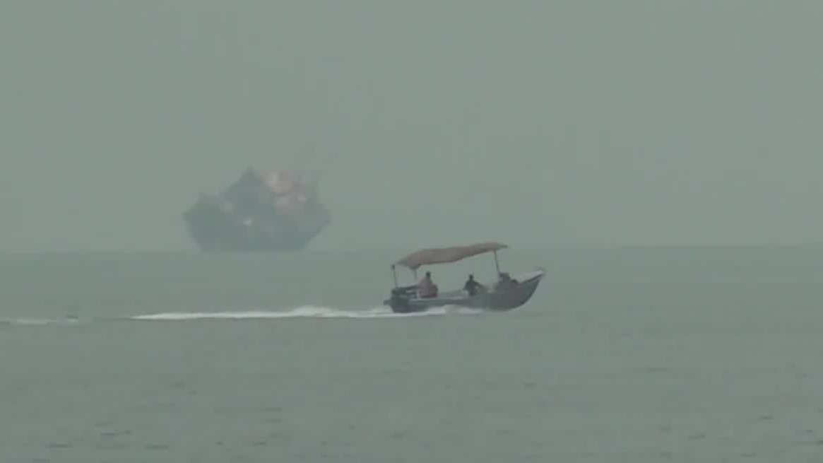 互递台阶交换信息，美伊核问题成博弈关键，海峡通行权之争各持己见