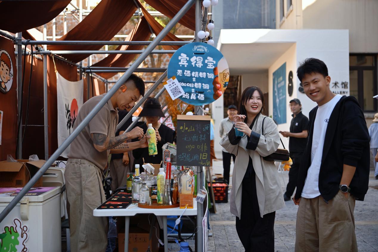 无棣路街区串起国庆秋日好时光