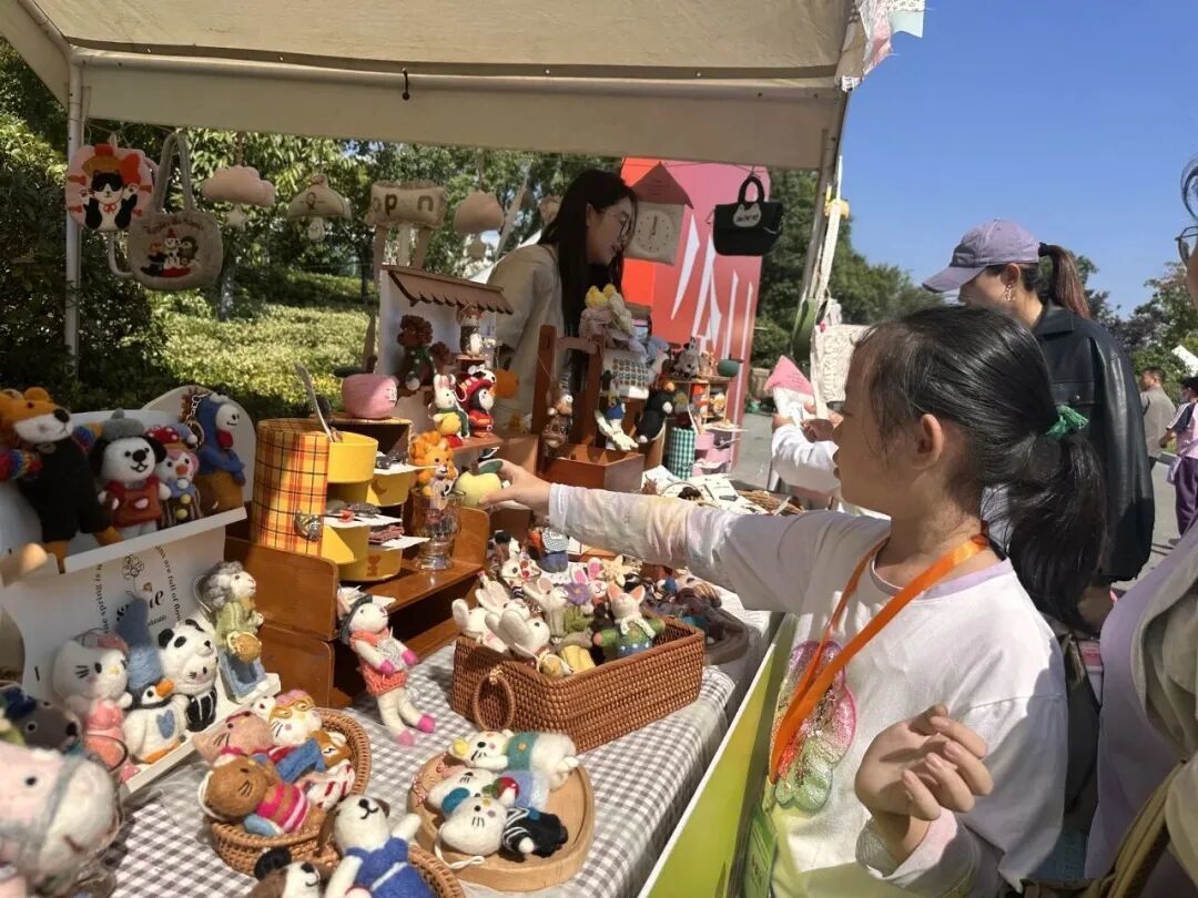 国庆420万人来徐州,有一群“小游客”玩出新花样