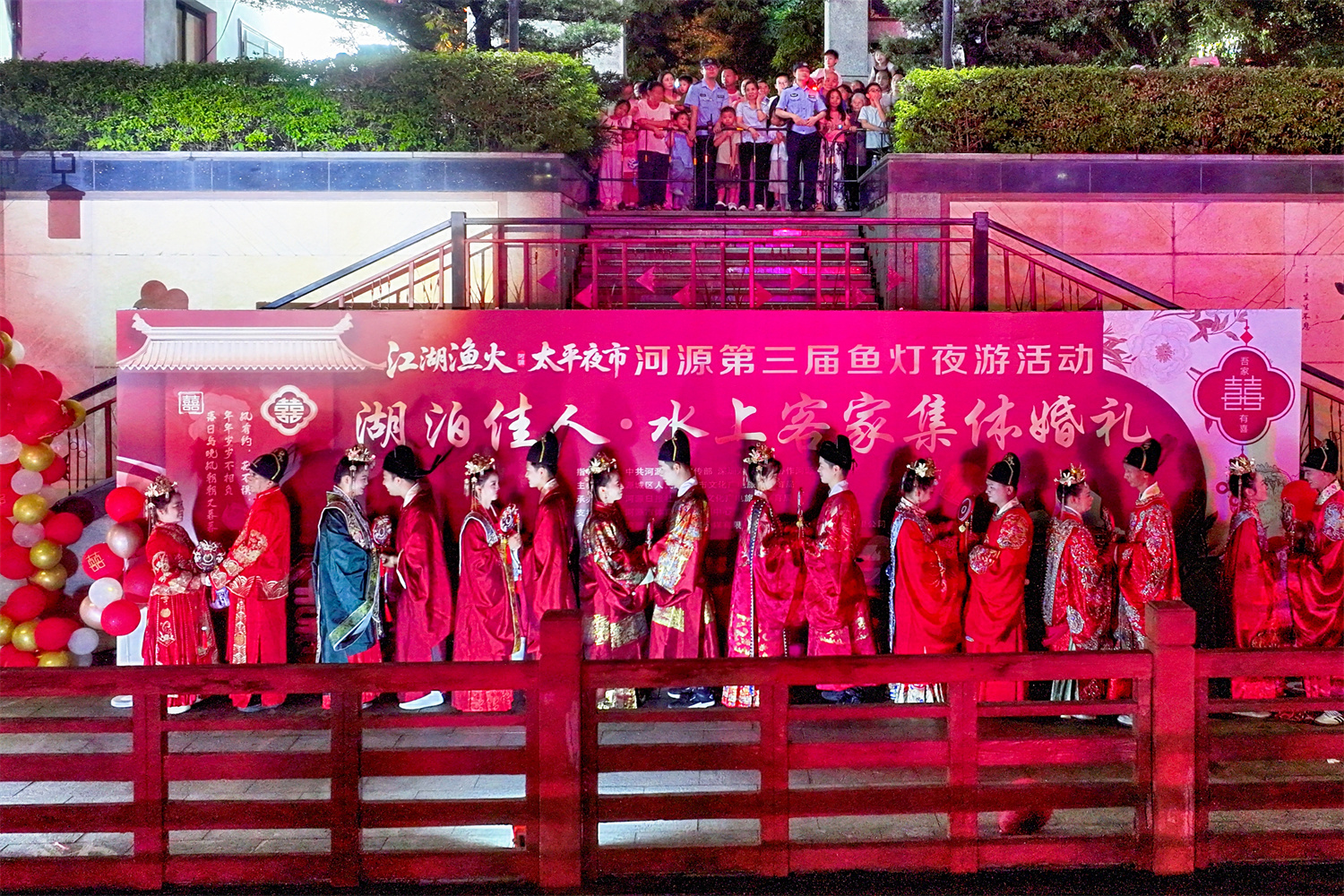 千盏鱼灯映一江,满城烟火庆华诞!河源第三届鱼灯夜游活动正式启幕