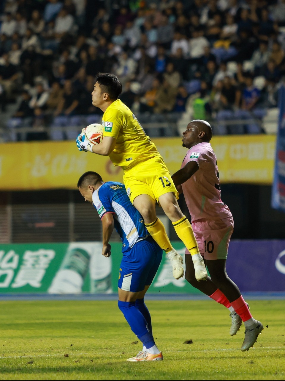 石家庄功夫主场1比0战胜大连鲲城