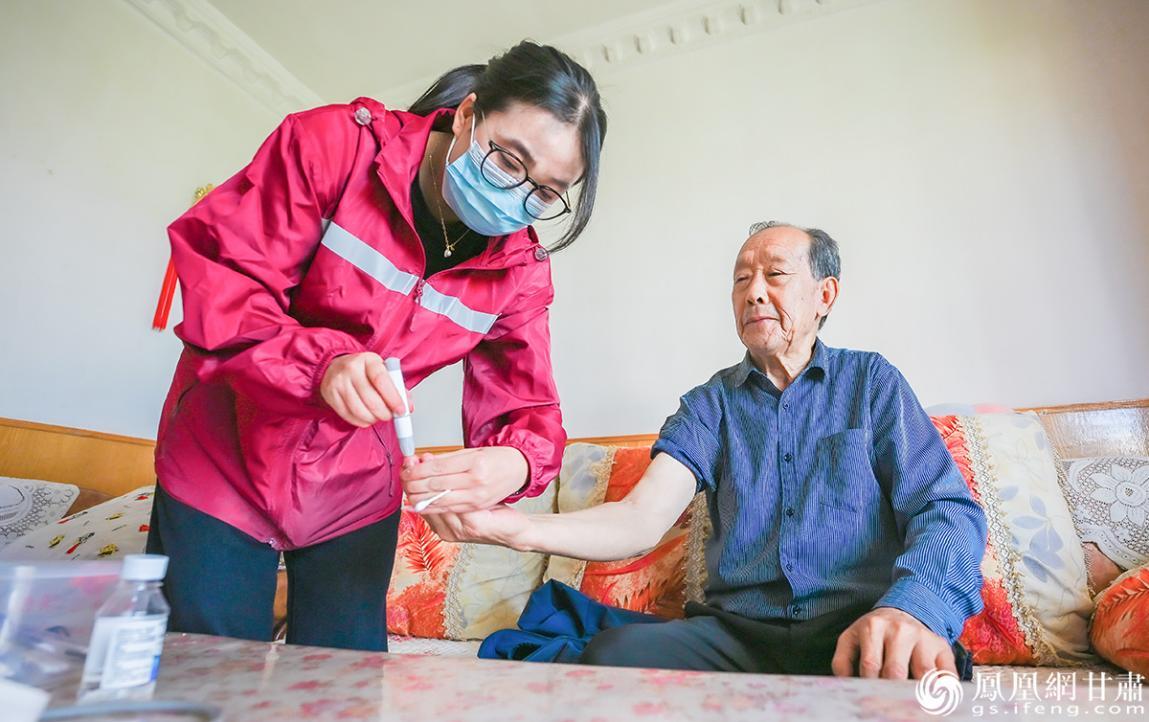 家庭医生全程守护，甘肃省金昌市金川区居民实现诊疗、用药、随访闭环健康管理。