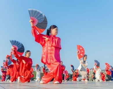 江西金溪：常态晨练迎接职工运动会