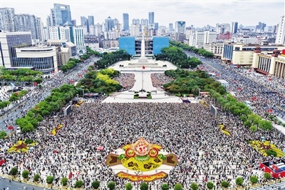 八一广场国庆升旗仪式