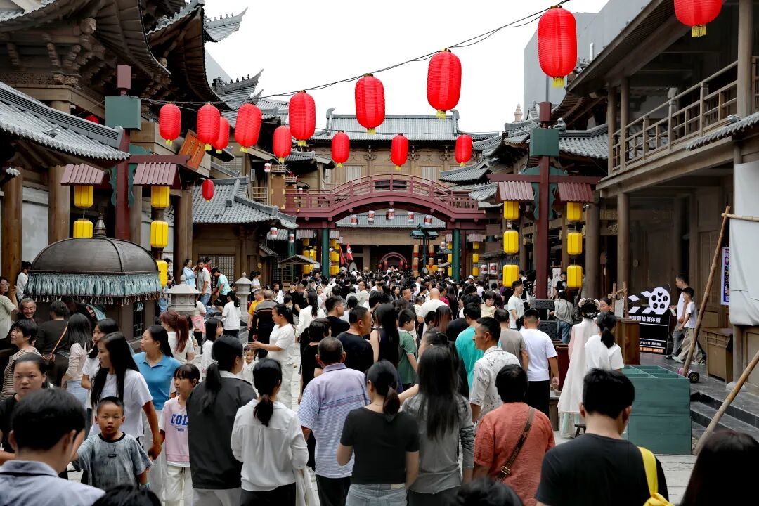 国庆出圈新玩法！上饶广丰沉浸式剧本游，人人都能当短剧主角