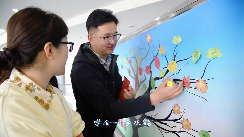 一纸书信赴时光之约　看兰州新区商投人别YOUNG对话