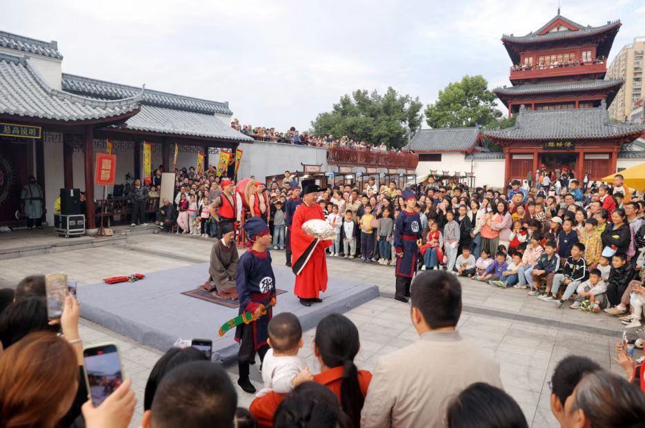 浔阳楼NPC互动表演 图源：九江发布