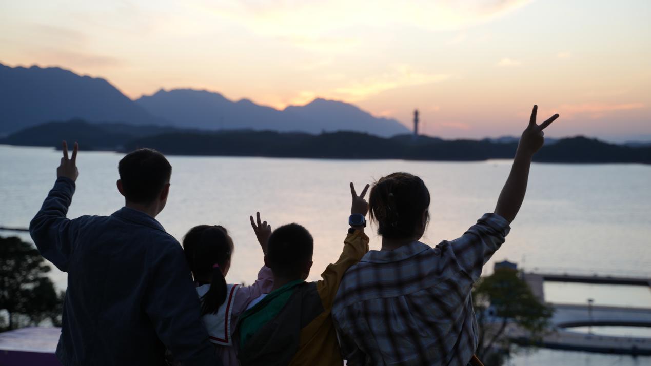 111.28万人次打卡！庐山西海国庆文旅市场亮点纷呈