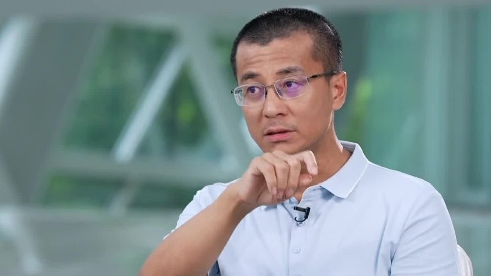 北大哲学系主任程乐松谈AI：人文学术的价值在于差异性，而非标准化
