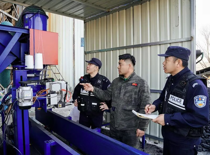 法库公安国庆期间全力护航秋收,筑牢辖区平安防线