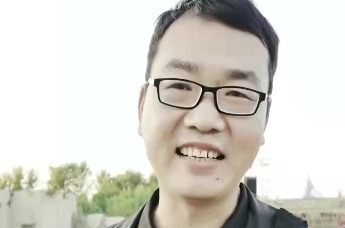 奔赴涡阳的游客来自全国各地，看完《涡河烽火》，大家纷纷分享内心感受