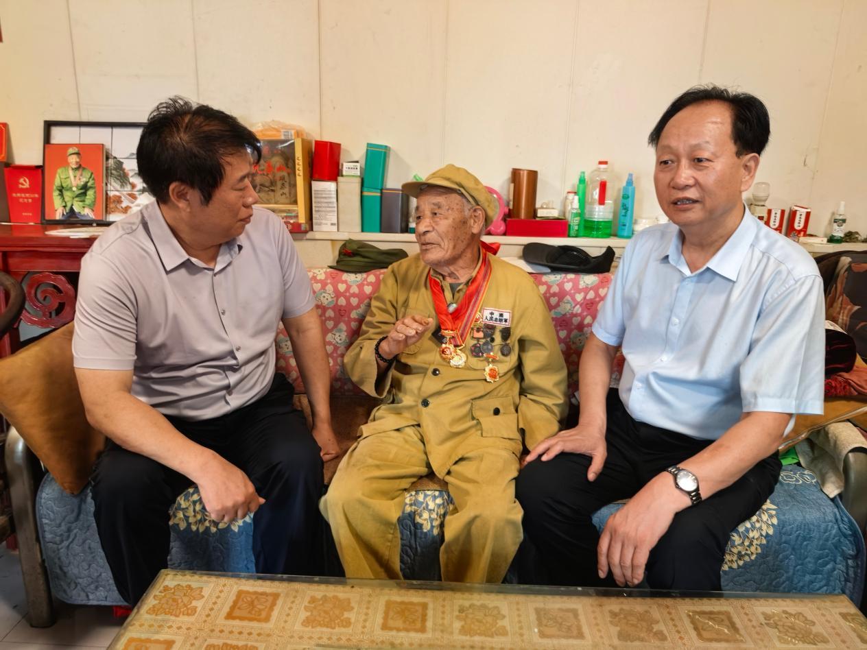 三亚市志愿服务联合会与济宁市拥军优属协会交流分享拥军公益活动