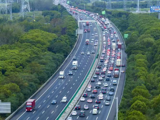客流平稳有序 保障精准高效 全省交通运输交出国庆假期满意答卷