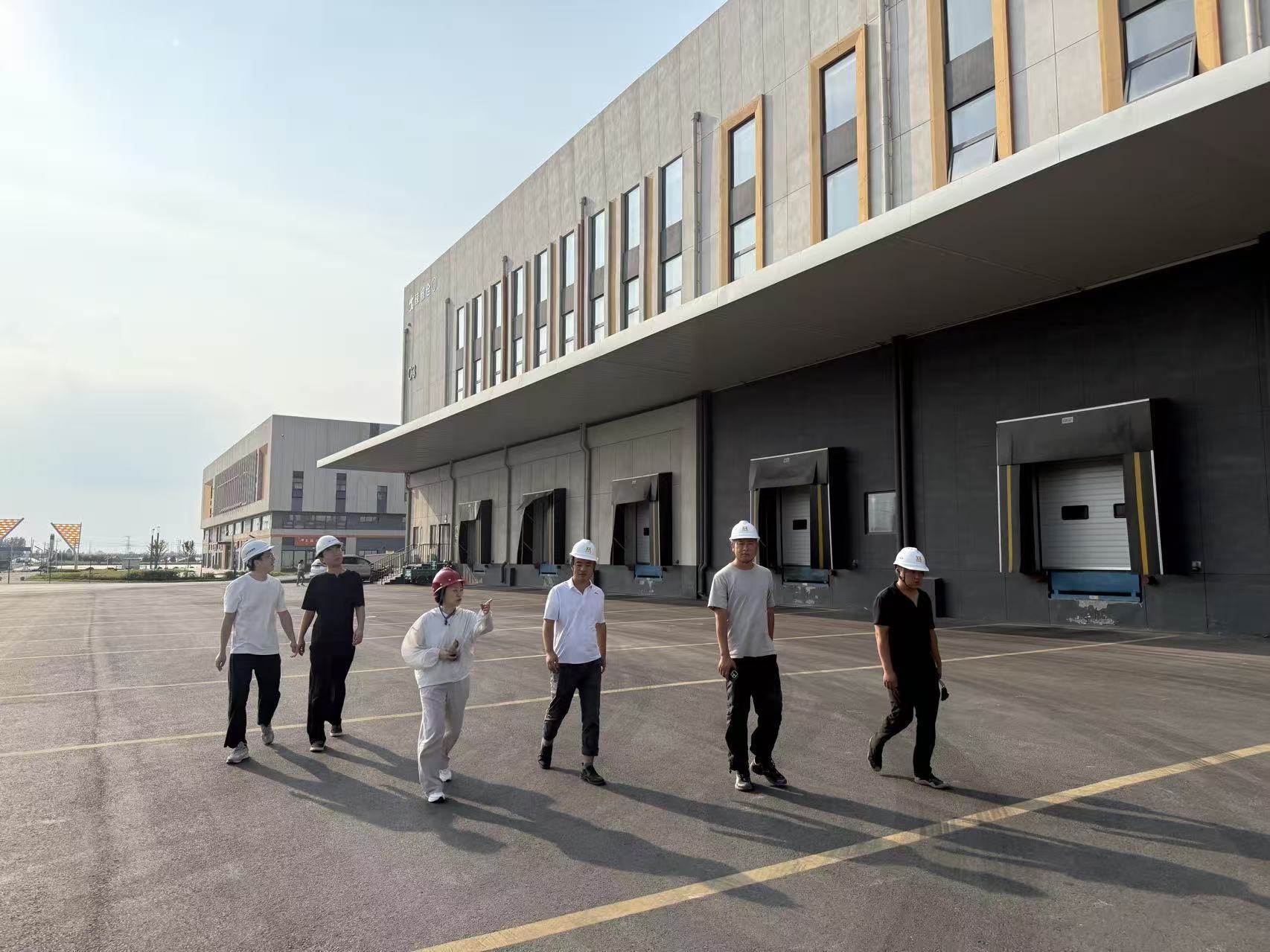 万凤霞：建筑为诗，管理为笔，绘就城市新蓝图