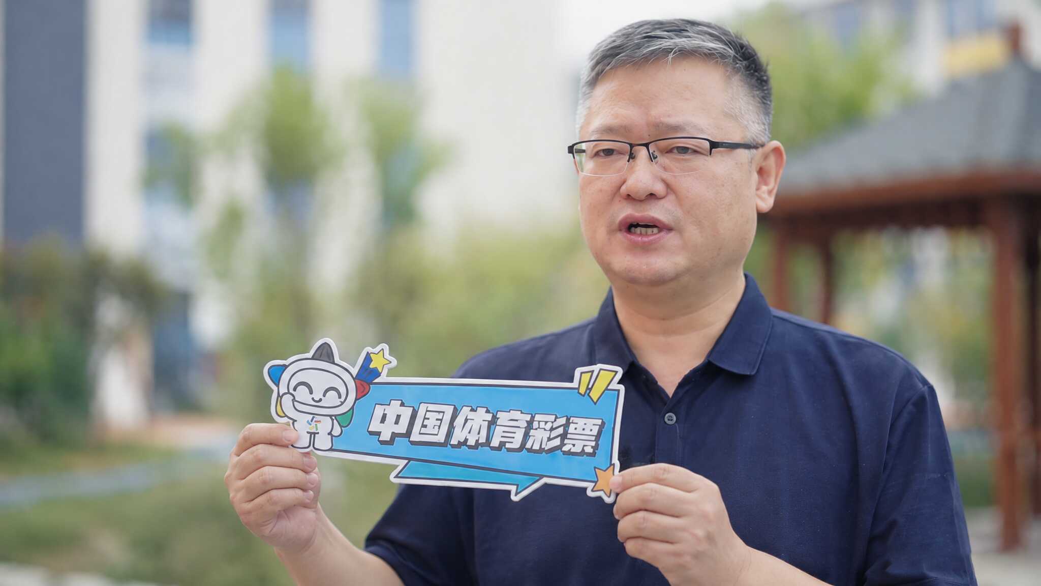 冠县第三中学(振兴中学)副校长 李国朋