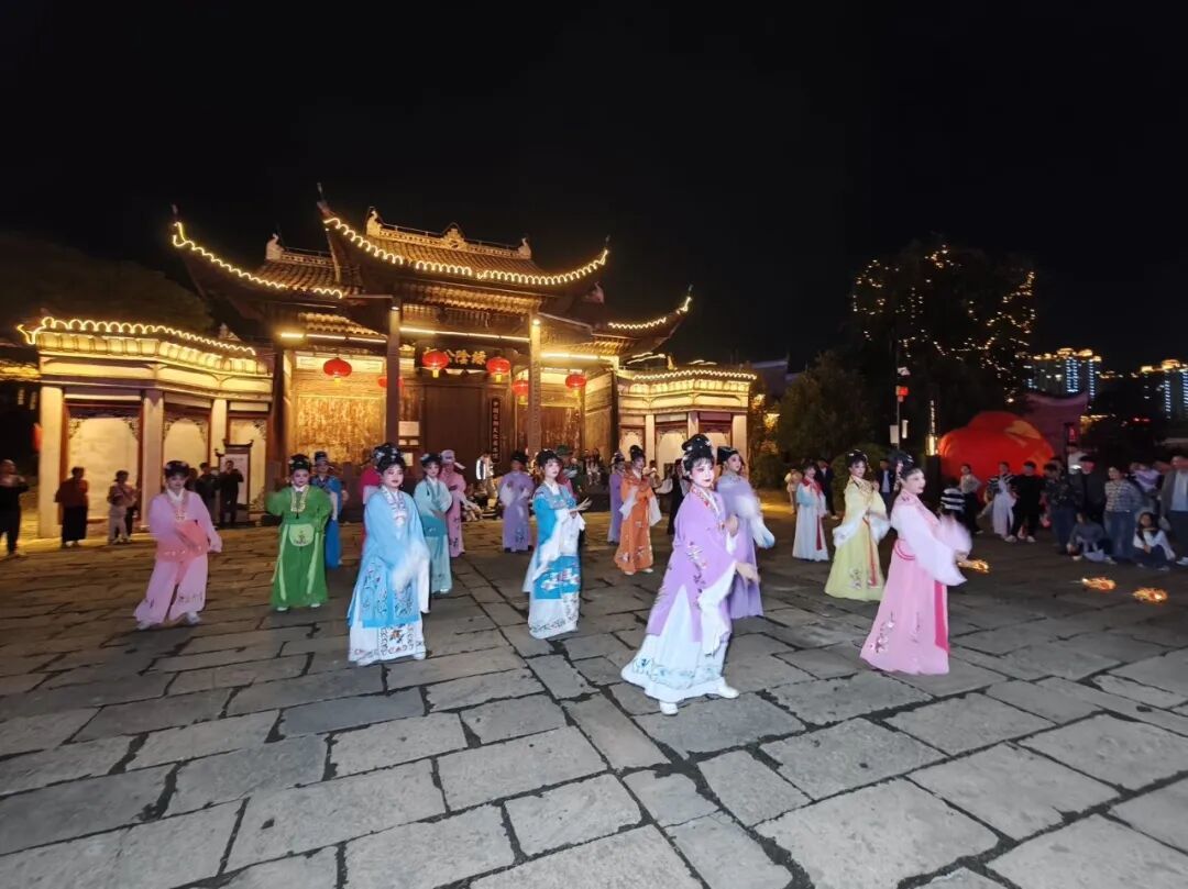 万载非遗花灯戏