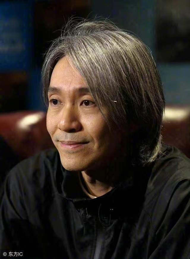 周星驰退出内地影院生意,1港元卖掉业务;此前比高集团在内地唯一一家影院宣布闭店