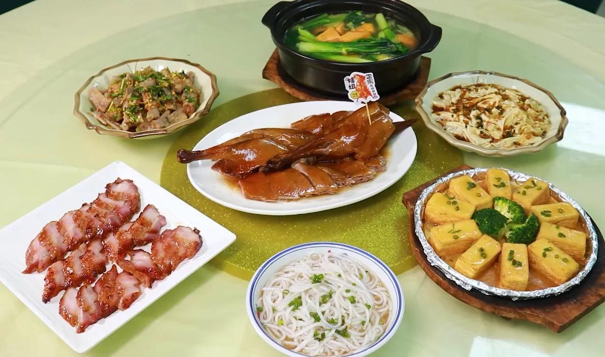 柴火烹烧鹅，乡味暖街巷——广东《今日岭南》走进东莞桂姐荔枝柴烧鹅