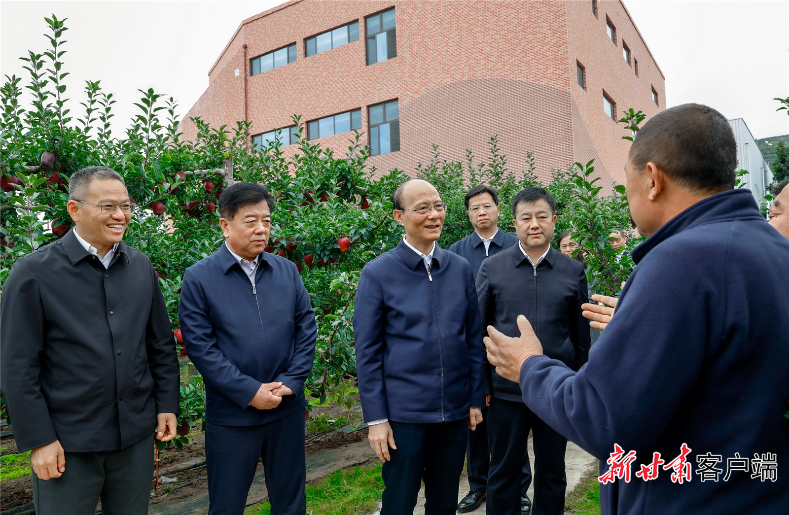 10月2日至3日，省委书记、省人大常委会主任吴晓军在天水市、平凉市调研。新甘肃&middot;甘肃日报记者　孟捷