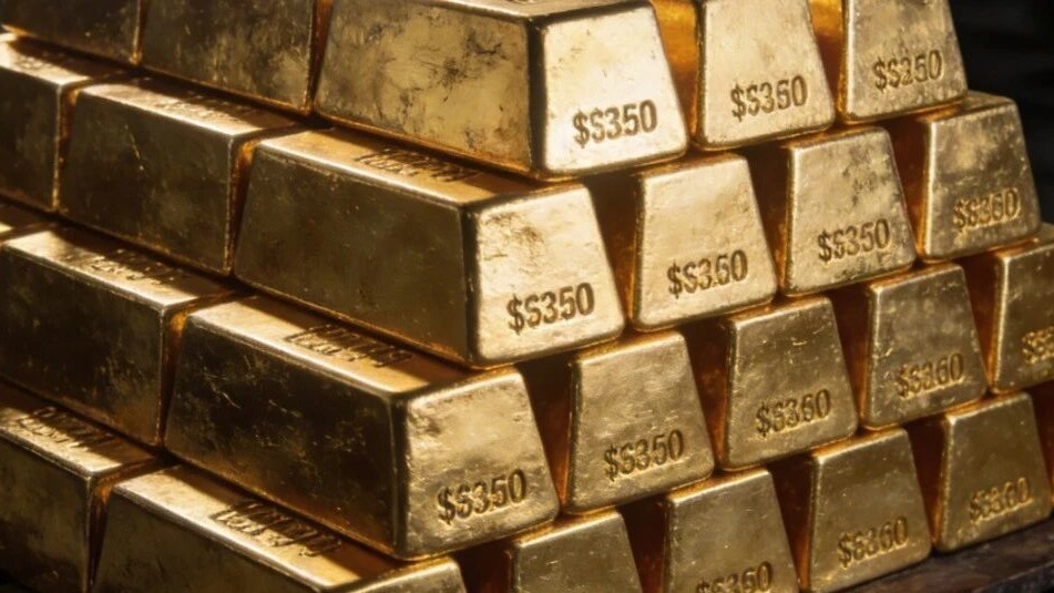 现货黄金重回4200美元关口