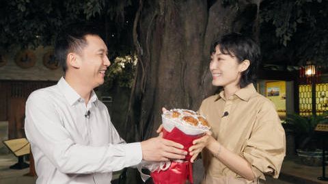 #给幸福的礼物#在全球最长寿的药厂里,藏着一份特别的“时间礼物”。它