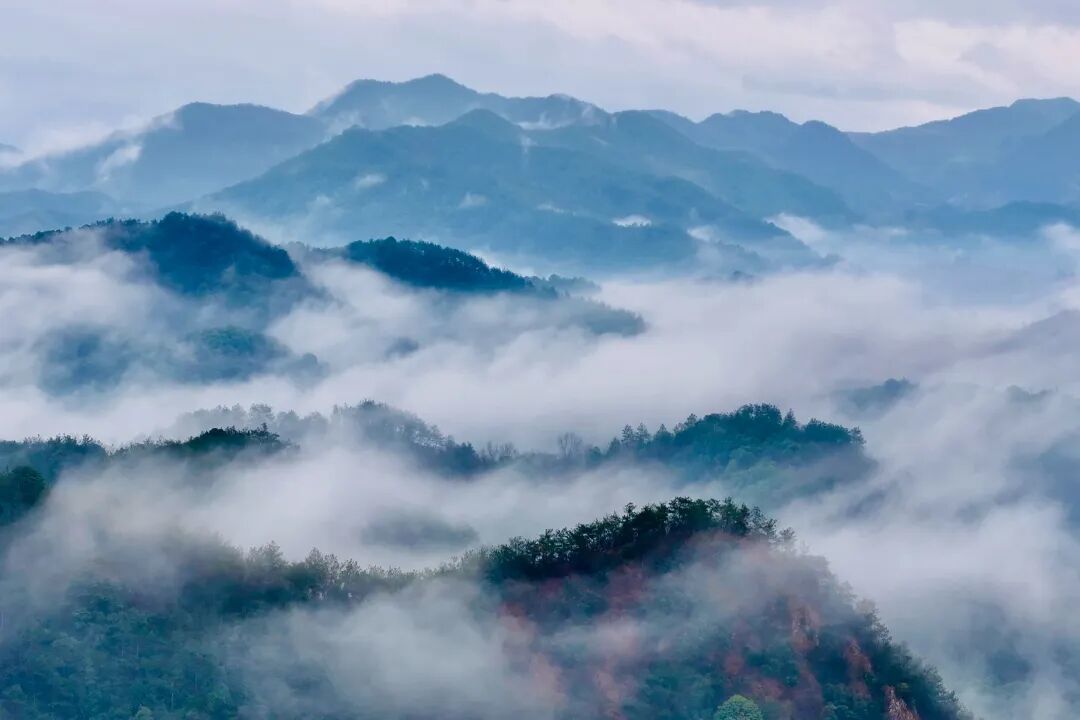 10月25日《雾锁四明山》宁波发布特约摄影师龚斌 摄.jpg