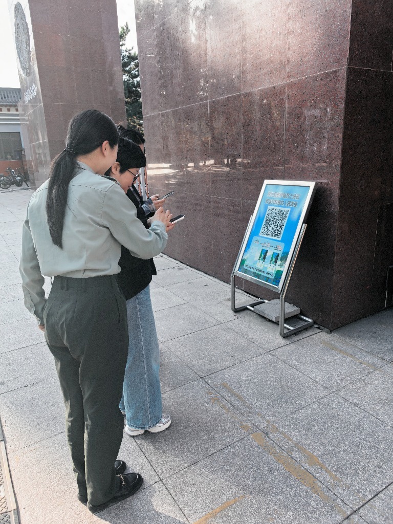 一张身份证曾挡住瞻仰路，如今“码”上畅通：承德市隆化县把游客入园“关键小事”办实