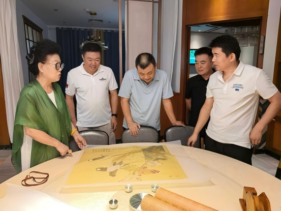 三亚市志愿服务联合会与济宁市拥军优属协会交流分享拥军公益活动