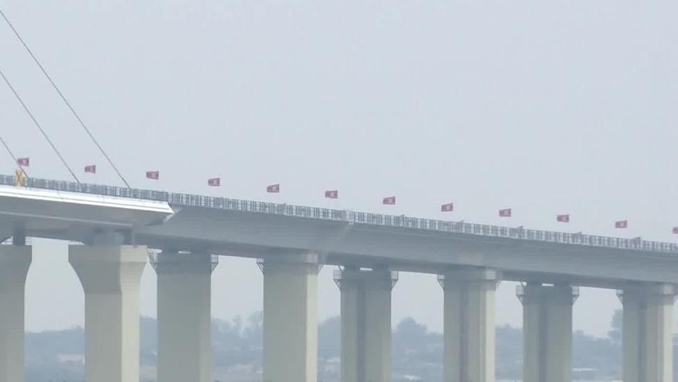 中朝新鸭绿江大桥通车，专家：朝鲜一定会积极利用这一通道