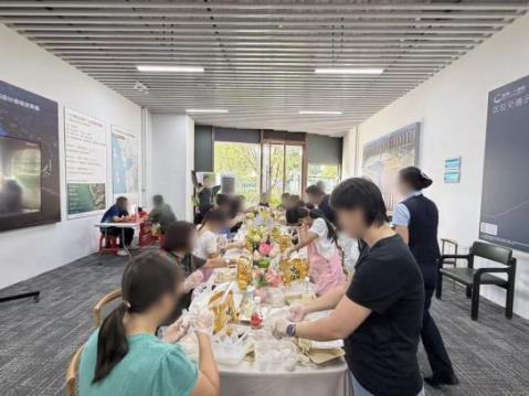 E:\小茹的文件夹\深圳招商荟\2026\9月\中秋活动\微信图片_20260929150922_2270_1.jpg微信图片_20260929150922_2270_1