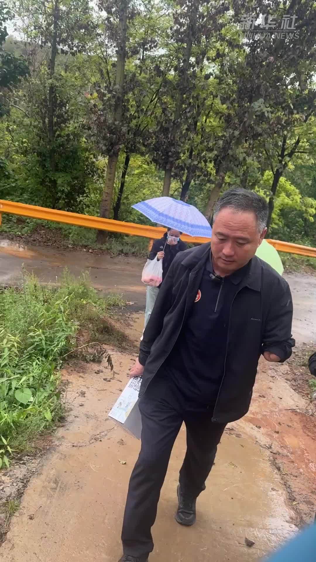 微光育“迟花”：独臂校长与他的“蜗牛梦工厂”