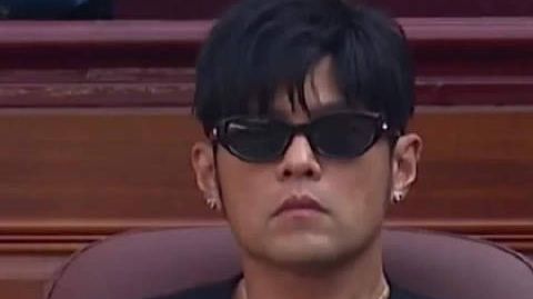 台湾青鸟被周杰伦气破防了 被活动主持人介绍“中国知名歌手”，周杰伦转