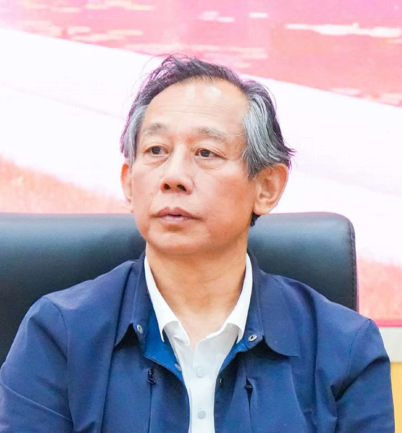 辽宁省文史研究馆馆员牟岱