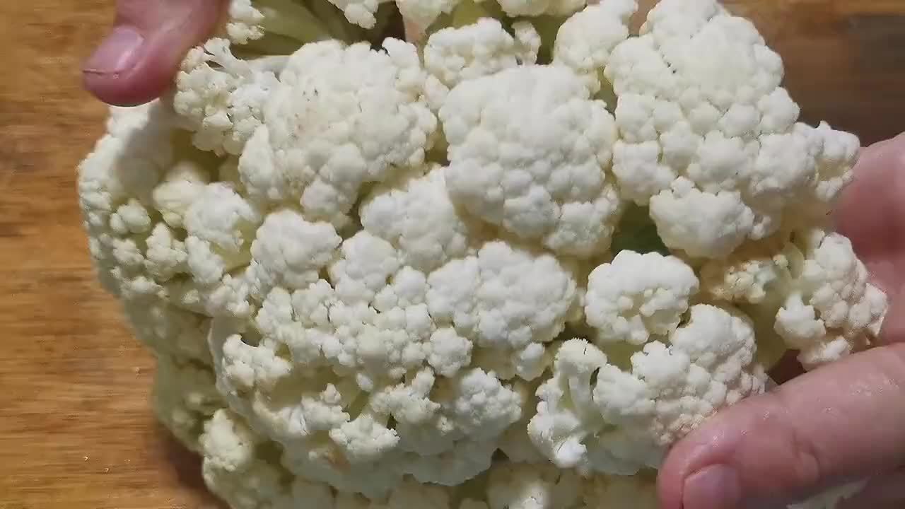 要多吃花菜，教你一个神仙吃法，不炒不凉拌，出锅太好吃了