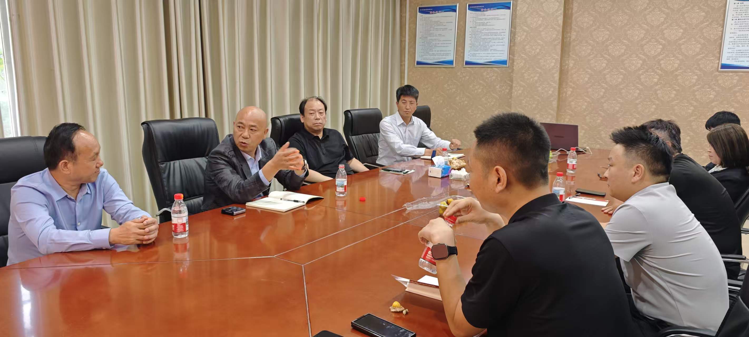 登封市中岳街道商会开展会员企业走访座谈活动