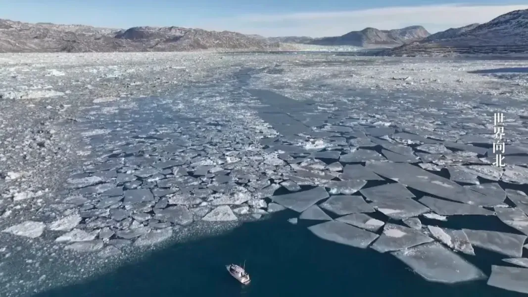格陵兰这片土地和漫长的海岸线上，还藏着怎样的资源与可能？