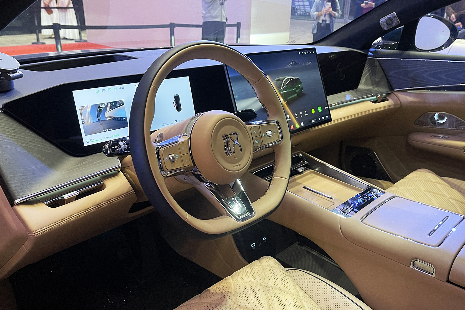 续航破1000km/196项全系标配 比亚迪大汉上市售价23.59万元起