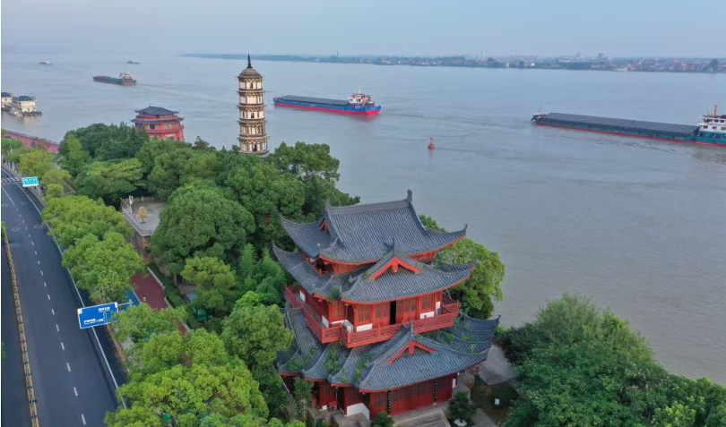 航拍长江九江段。图源新华网