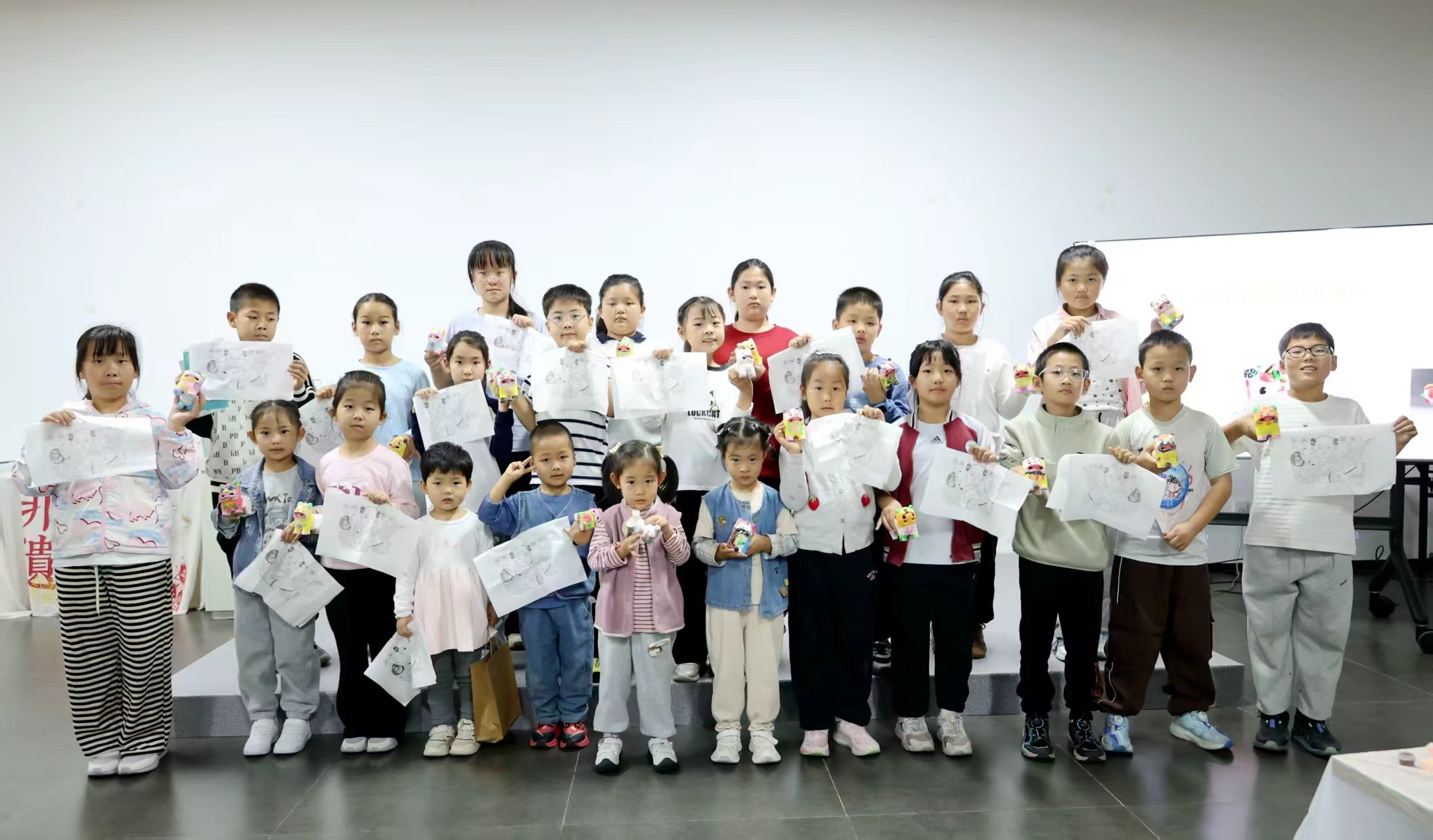 非遗润童心 家风代代传——潍坊滨海区创新开展沉浸式亲子家风实践活动